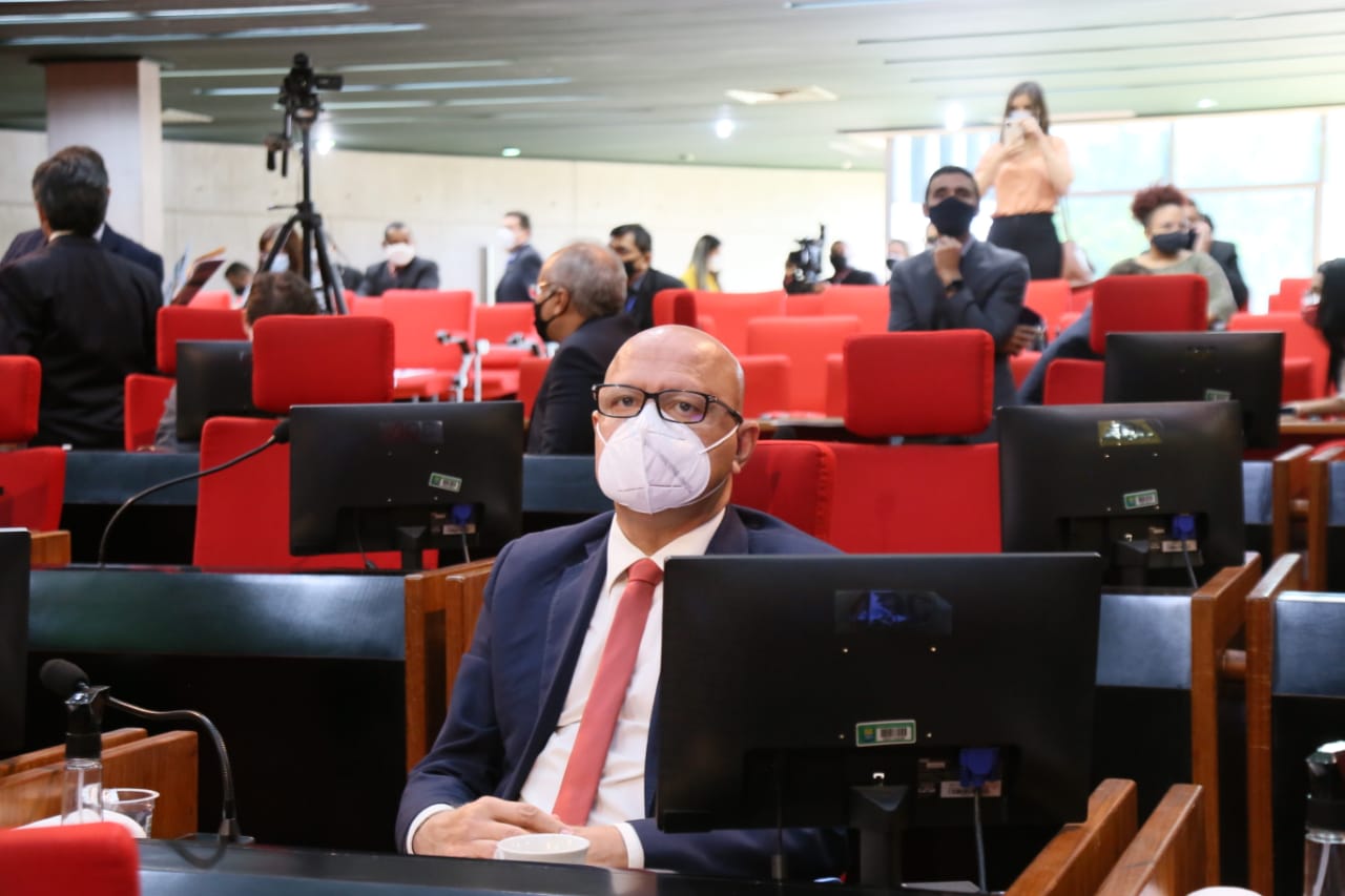 Deputado estadual Franzé Silva (PT)